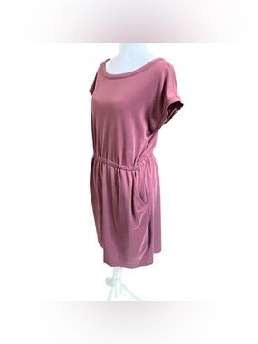 Nicole Miller Mauve Short Sleeve Elastic Waist Dress with Pockets
